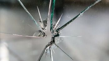 События в Украине: при обстреле центра Донецка погибли 20 человек События в Украине: при обстреле центра Донецка погибли 20 человек