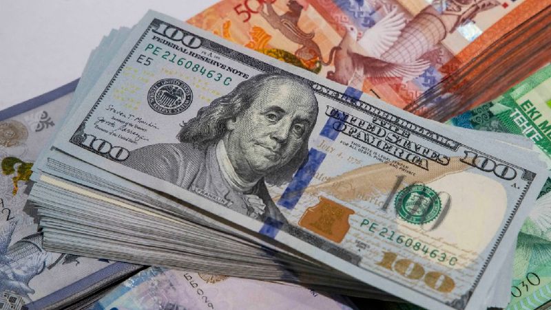 доллары и тенге тенге ослаб на 14% в феврале
