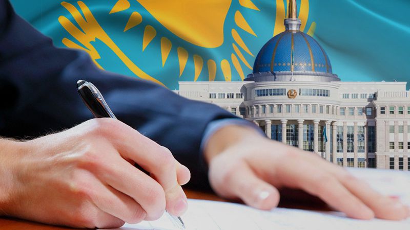 Токаев освободил от должности шестерых заместителей руководителя АП