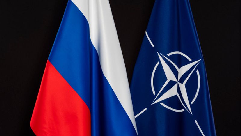 Флаги России и НАТО безопасность, МИД РФ