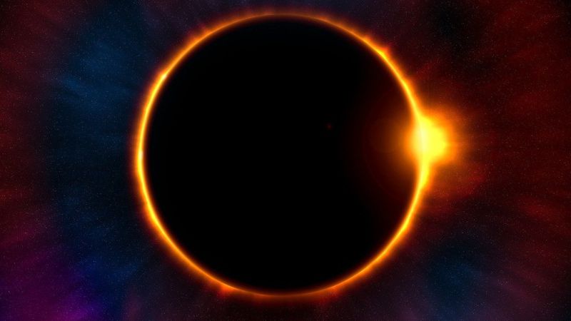 Астрономы: Кольцеобразное солнечное затмение сегодня увидят не все