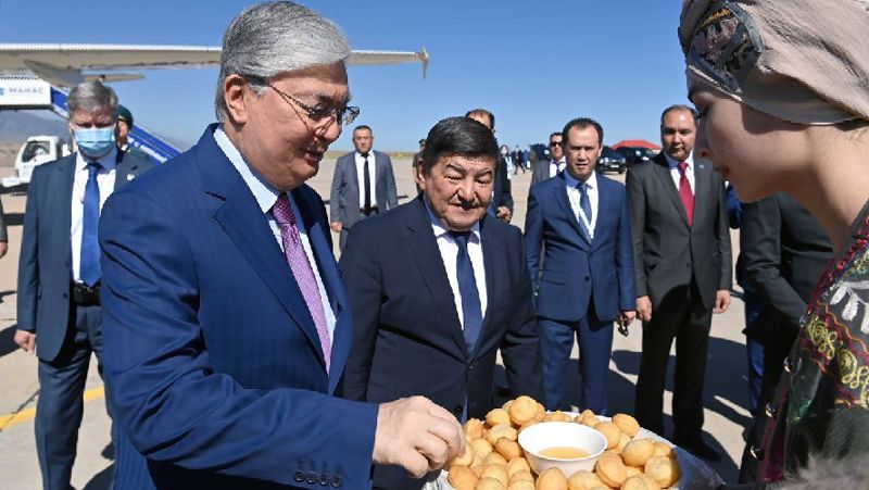 Токаев Кыргызстан прибытие