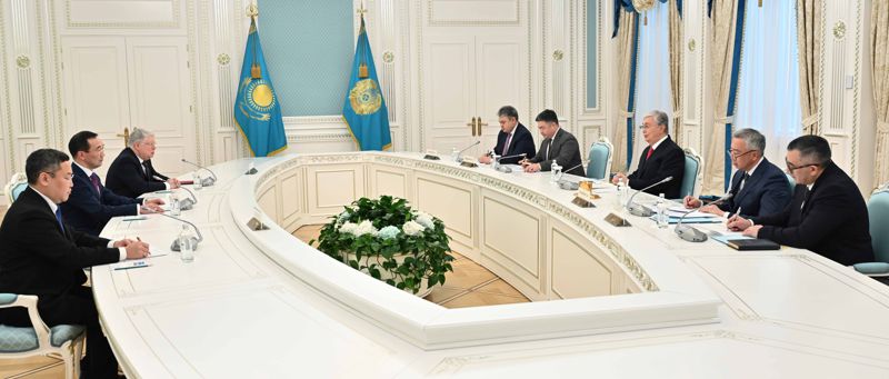 Токаев принял главу Якутии