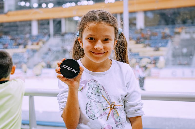 Спортивный досуг: Parimatch Foundation приобщает детей к хоккею