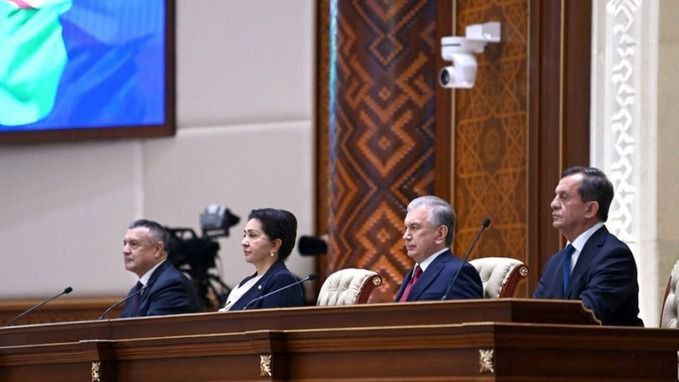 Өзбекстан президенті елдегі конструктивті оппозицияның қызметіне кепілдік берді