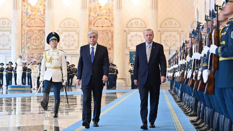 Президент Турции прибыл в Акорду