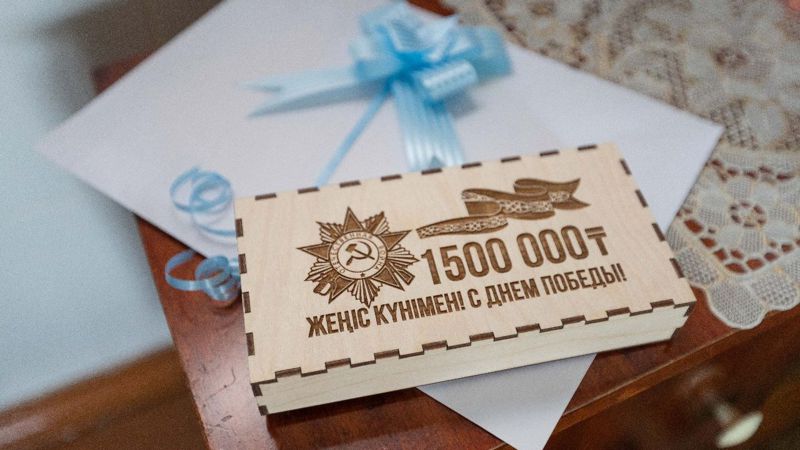В Восточном Казахстане поздравили ветеранов ВОВ и тружеников тыла