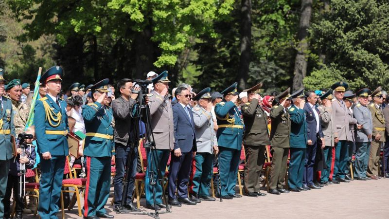 Посвященный Дню защитника Отечества