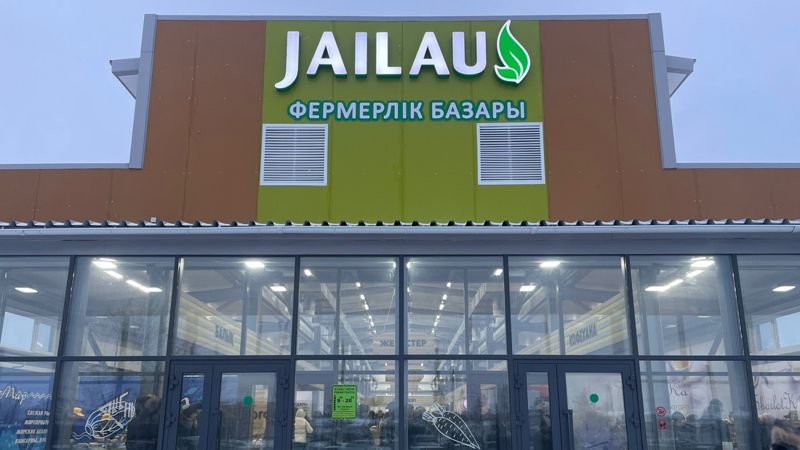 Переполненный павлодарцами рынок «Jailau» показал Асаин Байханов (ВИДЕО)