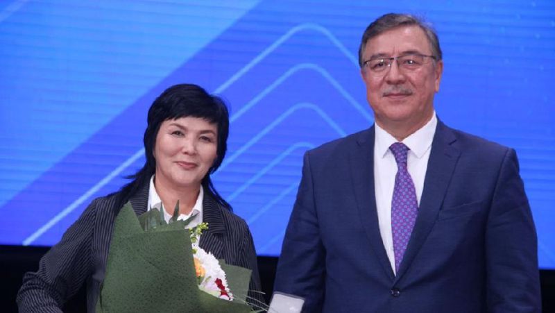 Четыре школы ЗКО вошли в Топ-100 лучших школ страны