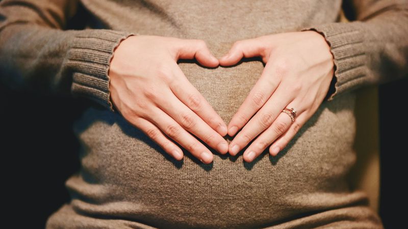 Казахстанка выдумала беременность ради защиты в суде