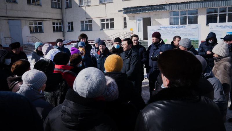 Аким Нур-Султана Алтай Кульгинов На встрече с жильцами Нур-Султана
