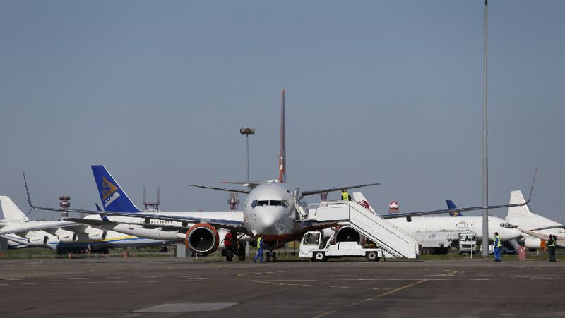 самолет air astana, рф, полеты, приостановка, scat, рейсы, увеличение