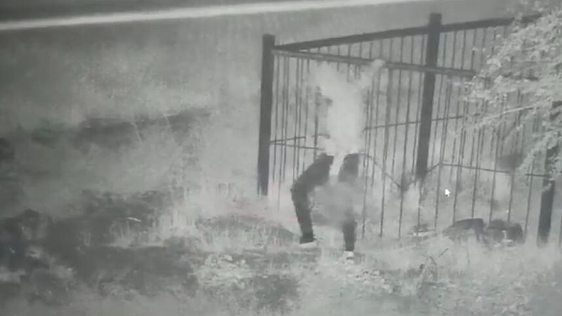 Кража топлива с заправки попала на камеру в Шымкенте