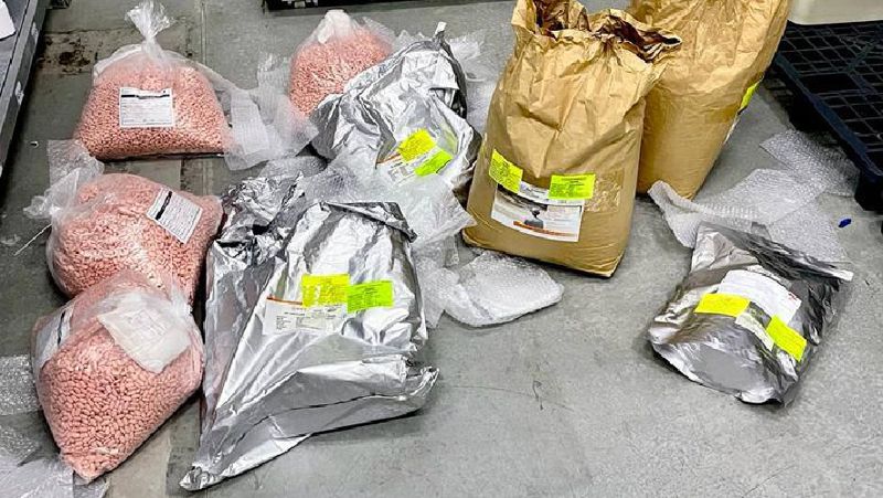 Дәрілік заттар ҚР ҰҚК, контрабанда, дәрілік заттар