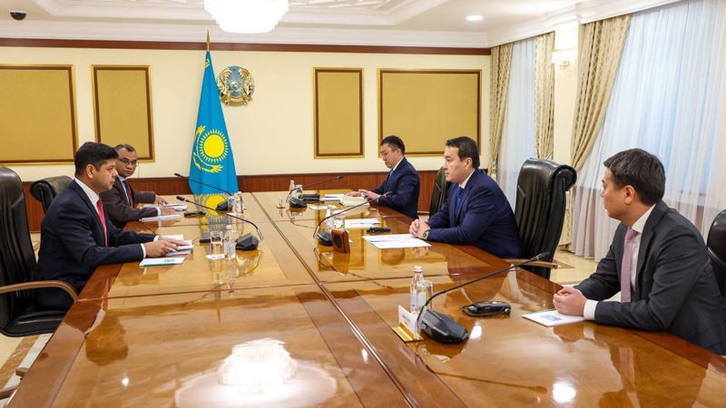 Премьер-министр поговорил с вице-президентом АрселорМиталл Темиртау