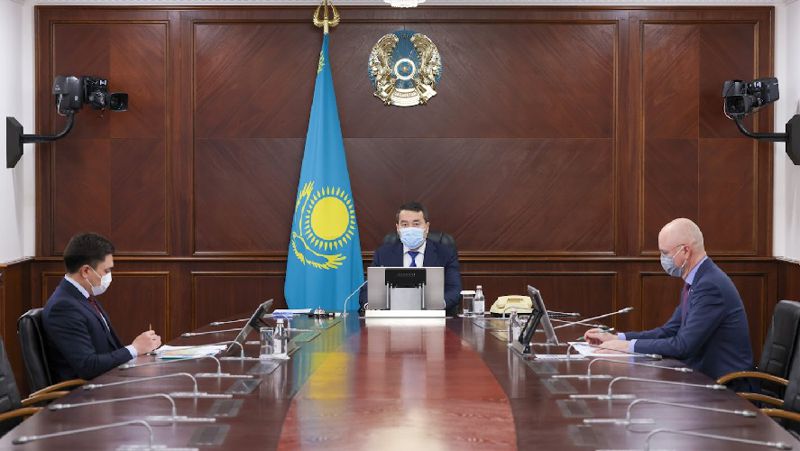 Алихан Смаилов на заседании поручения министерству