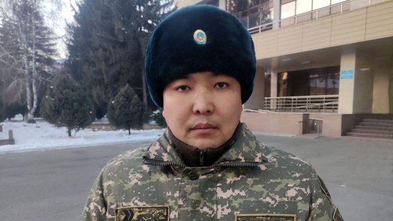 Жандос Барлыбаев спас из пожара двоих детей и их маму