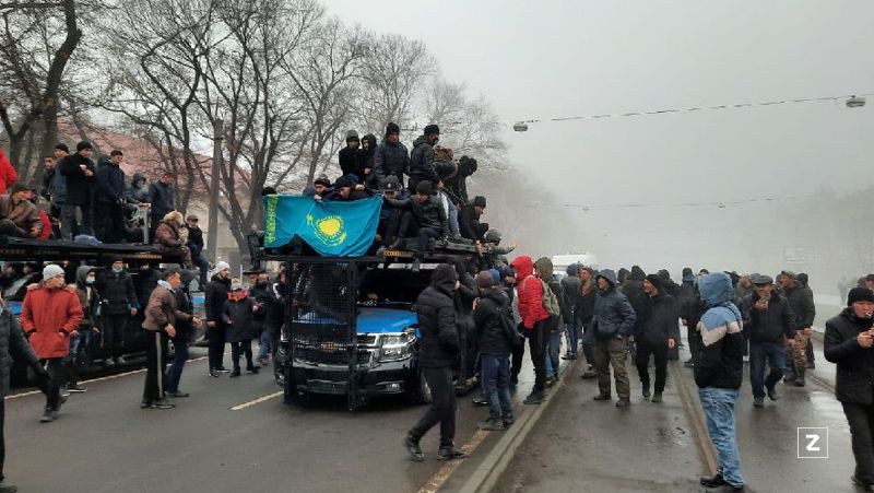 митингующие в Алматы обращение Каната Таймерденова