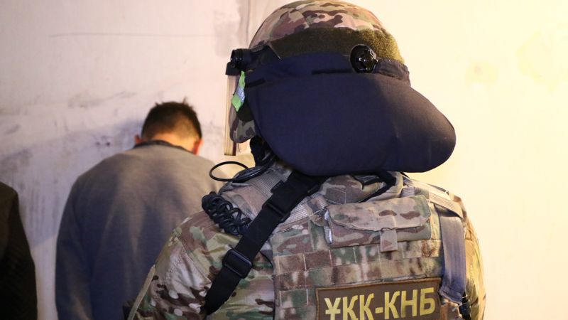 КНБ освободит заложников и нейтрализует террористов в промзоне Астаны