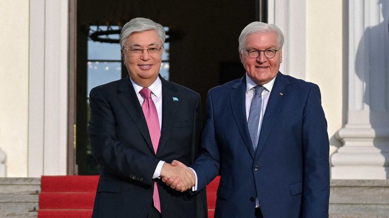 Как Токаева встретил президент Германии