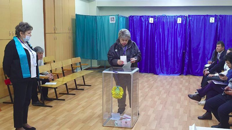 Главное к утру: в Казахстане стартовали выборы депутатов