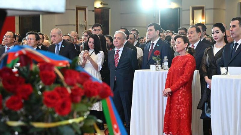 Спикер Мажилиса зачитал поздравление Касым-Жомарта Токаева со 100-летием Турецкой Республики