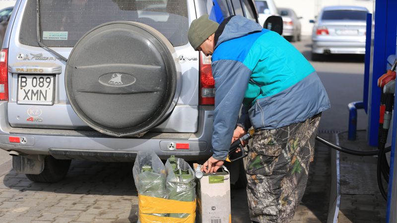 В Казахстане хотят ввести запрет на вывоз бензина и дизтоплива всеми видами транспорта