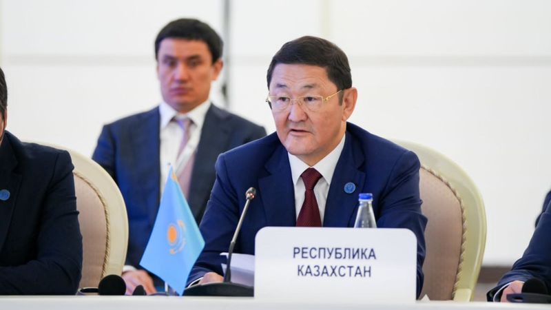 Берик Асылов Берик Асылов предложил коллегам из стран ОЭС объединиться для борьбы с наркопреступностью