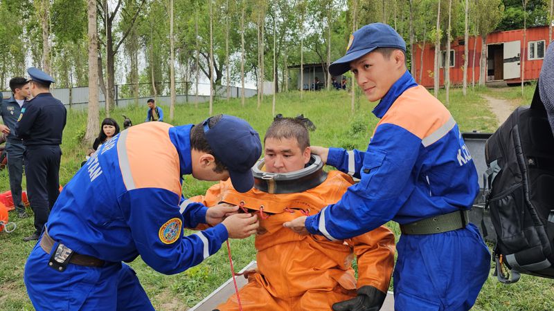 спасатель, водолаз, МЧС, фото - Новости Zakon.kz от 19.05.2023 18:04