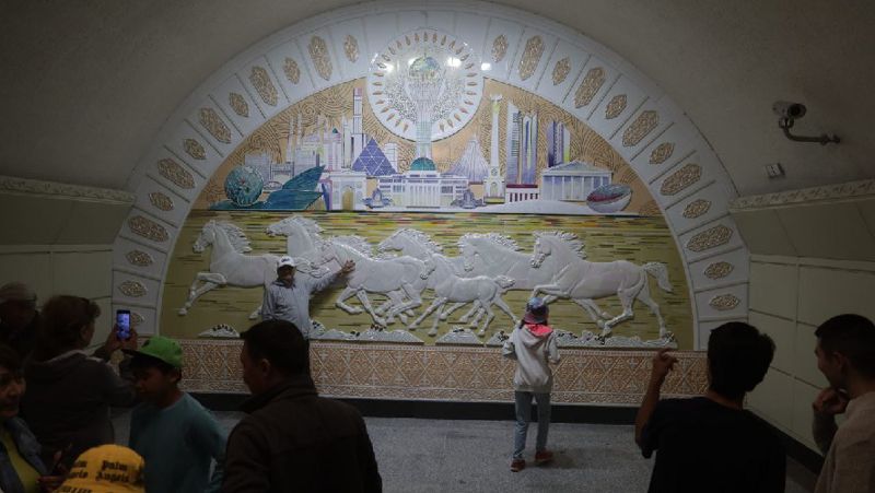 жаңа метро бекеті