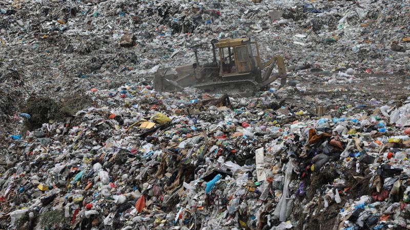 Как в Казахстане перерабатывают мусор