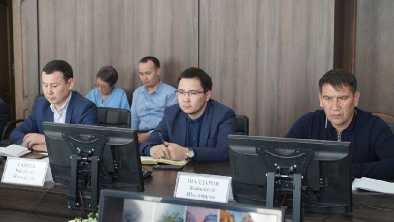 заседание, обсуждение