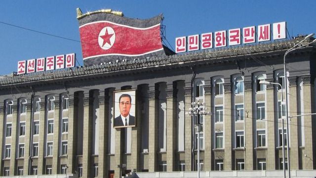 КНДР Очередной пуск подводного оружия с тестовой боеголовкой провела КНДР