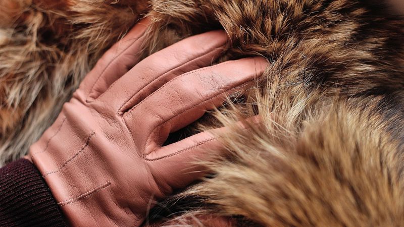 Беременная алматинка украла норковую шубу в Кызылорде 
