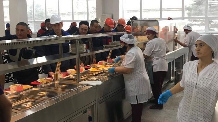 столовая На "Казфосфате" достигнуты договоренности по всем трудовым вопросам