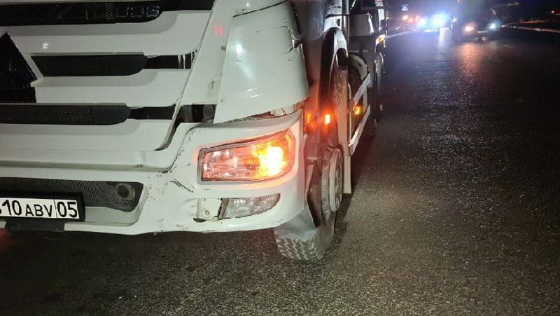 бетономешалка снесла Subaru
