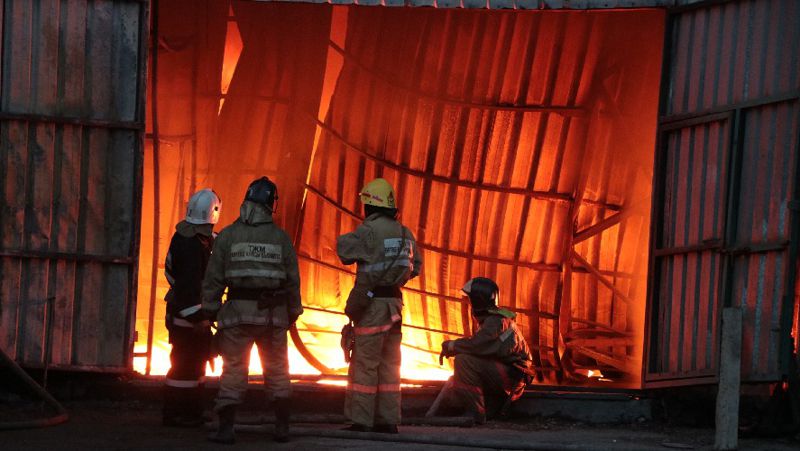 Пожар в Кокшетау Сгорел мебельный склад