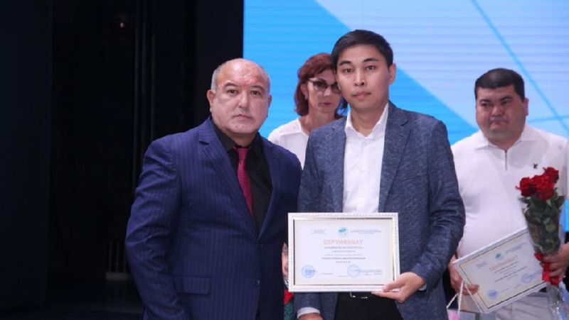 Четыре школы ЗКО вошли в Топ-100 лучших школ страны