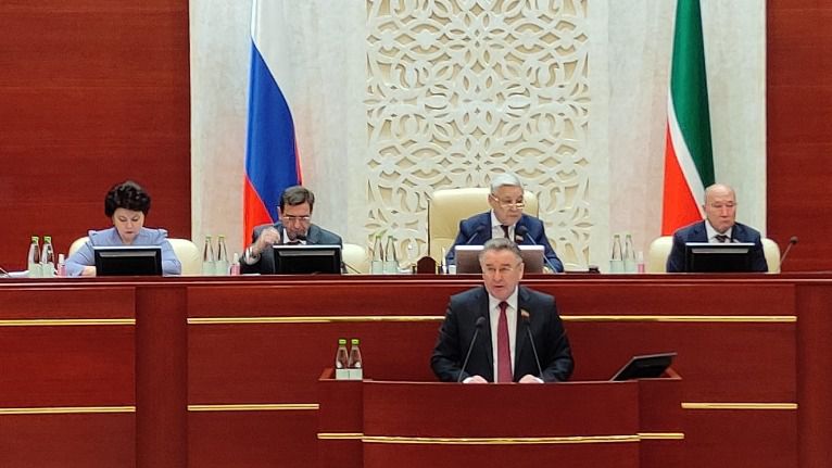 Заседание Государственного Совета Татарстана Президента Татарстана переименуют в раиса без переходного периода