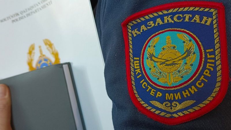 В Актюбинской области задержали сотрудников службы охраны МВД 