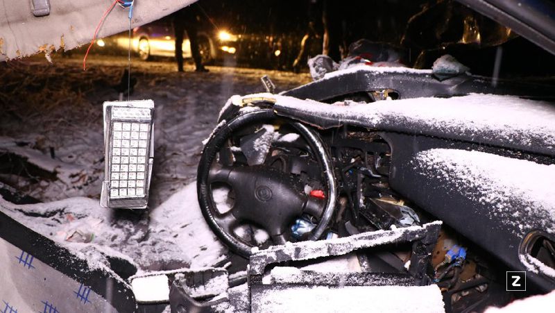 салон Mazda ДТП