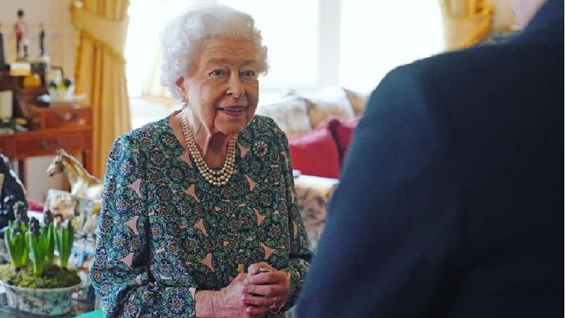 Елизавета королева Великобритания
