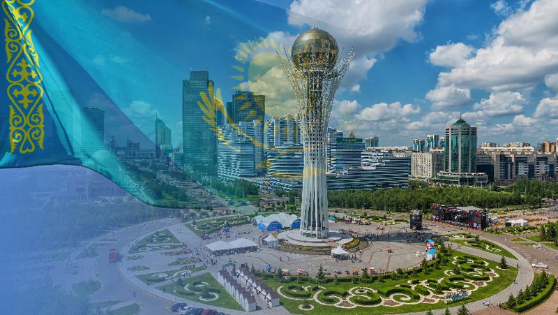 Нур-Султан, флаг Казахстана Президент Казахстана Касым-Жомарт Токаев, референдум, Казахстан, обращение президента