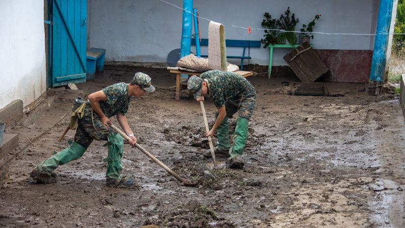 уборка грязевой массы