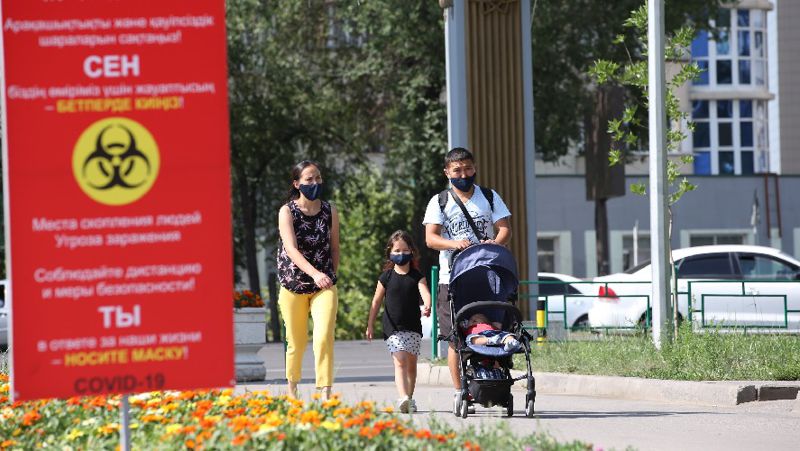 Коронавирус выявили у 54 казахстанцев за сутки