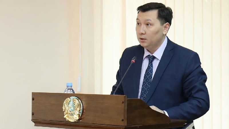 Кайрат Бекенов Кайрат Бекенов покинул пост замакима Атырауской области