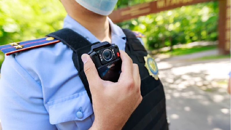 Полиция қызметкері Бұзақылық
