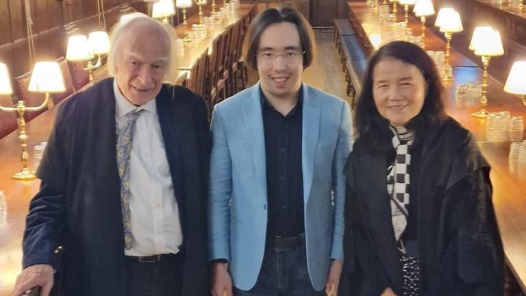 Казахстанский композитор восхитил британских ученых