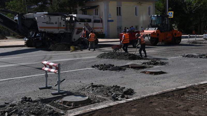 ремонт дорог в городе, износ дорог, ежегодное строительство дорог